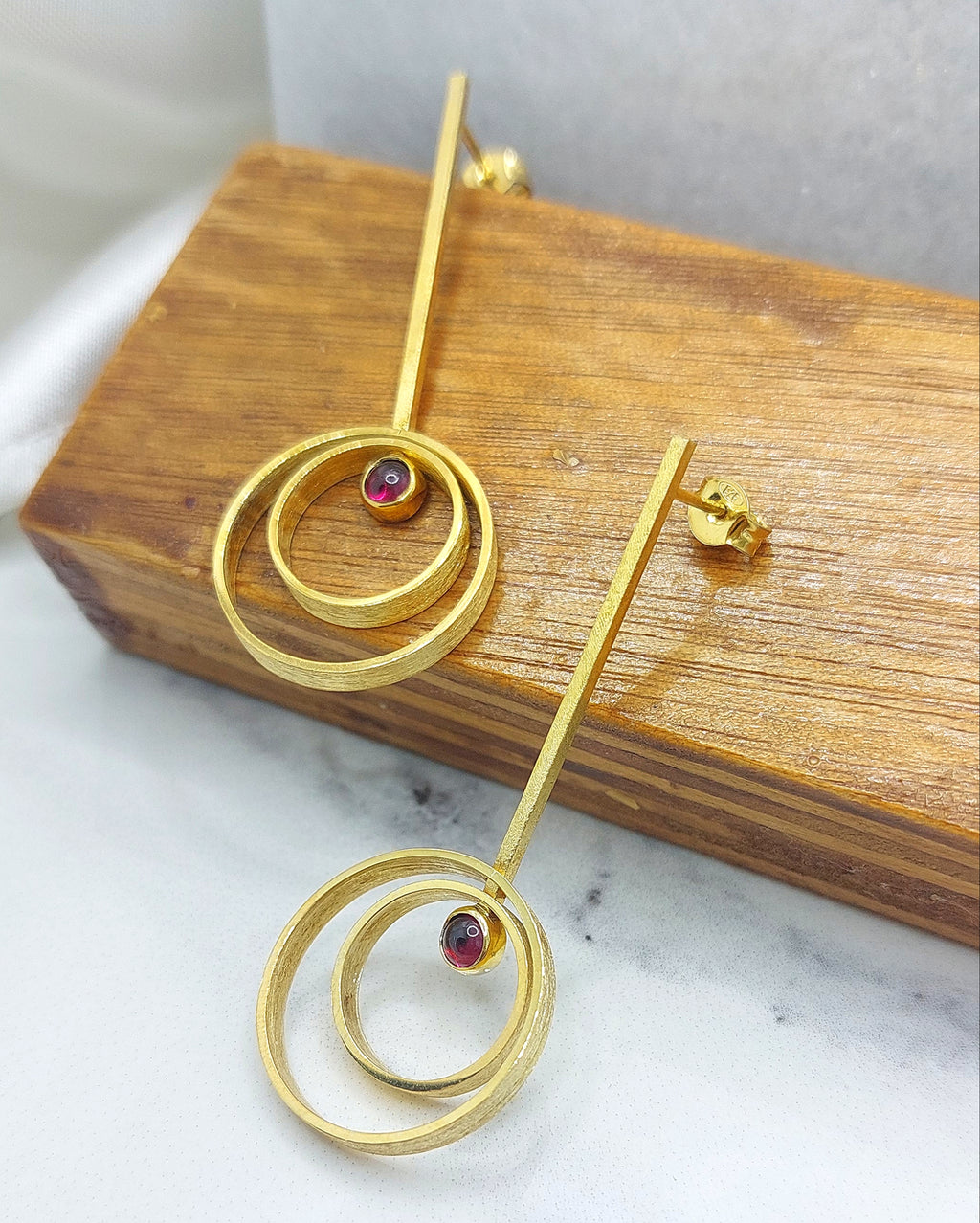 Double Circle Earrings - Garnet