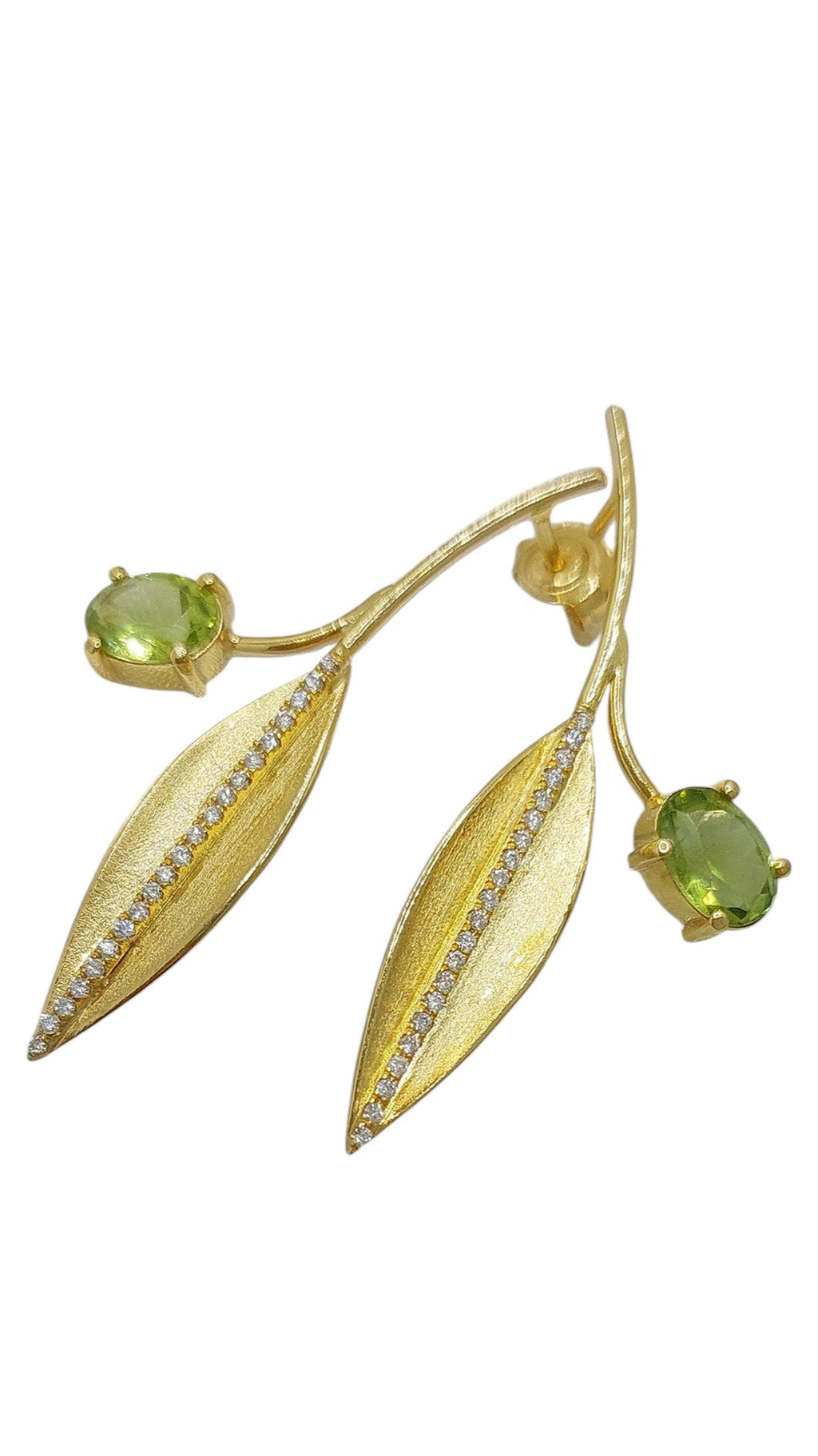 18k Diamonds Olive Leaf