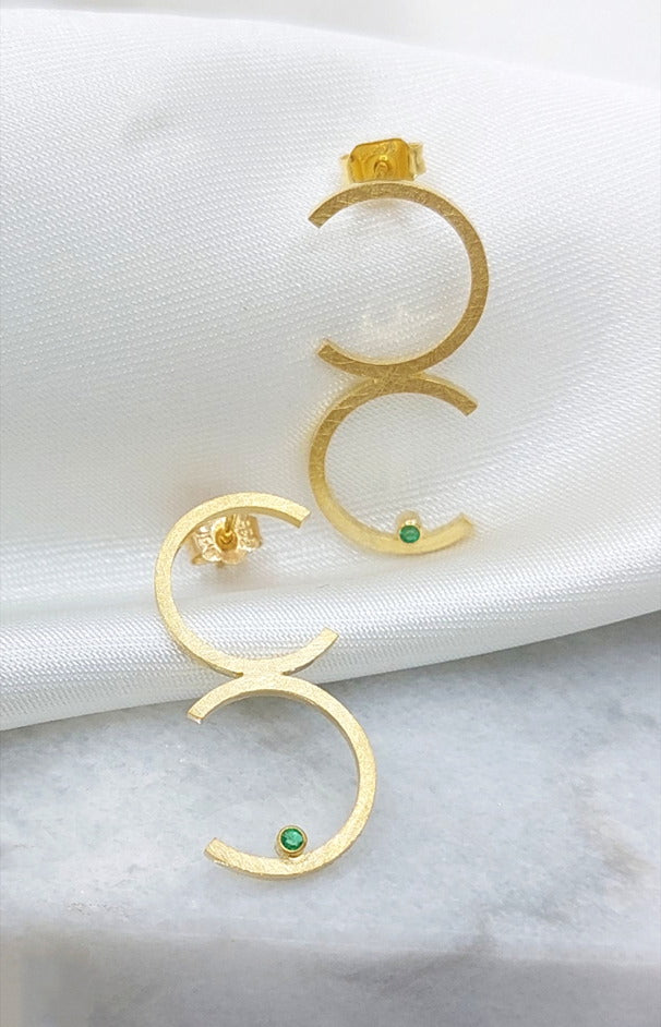 14k Gold Earring with Emerald gemstone