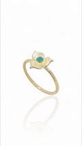 Minimal Gold Flower