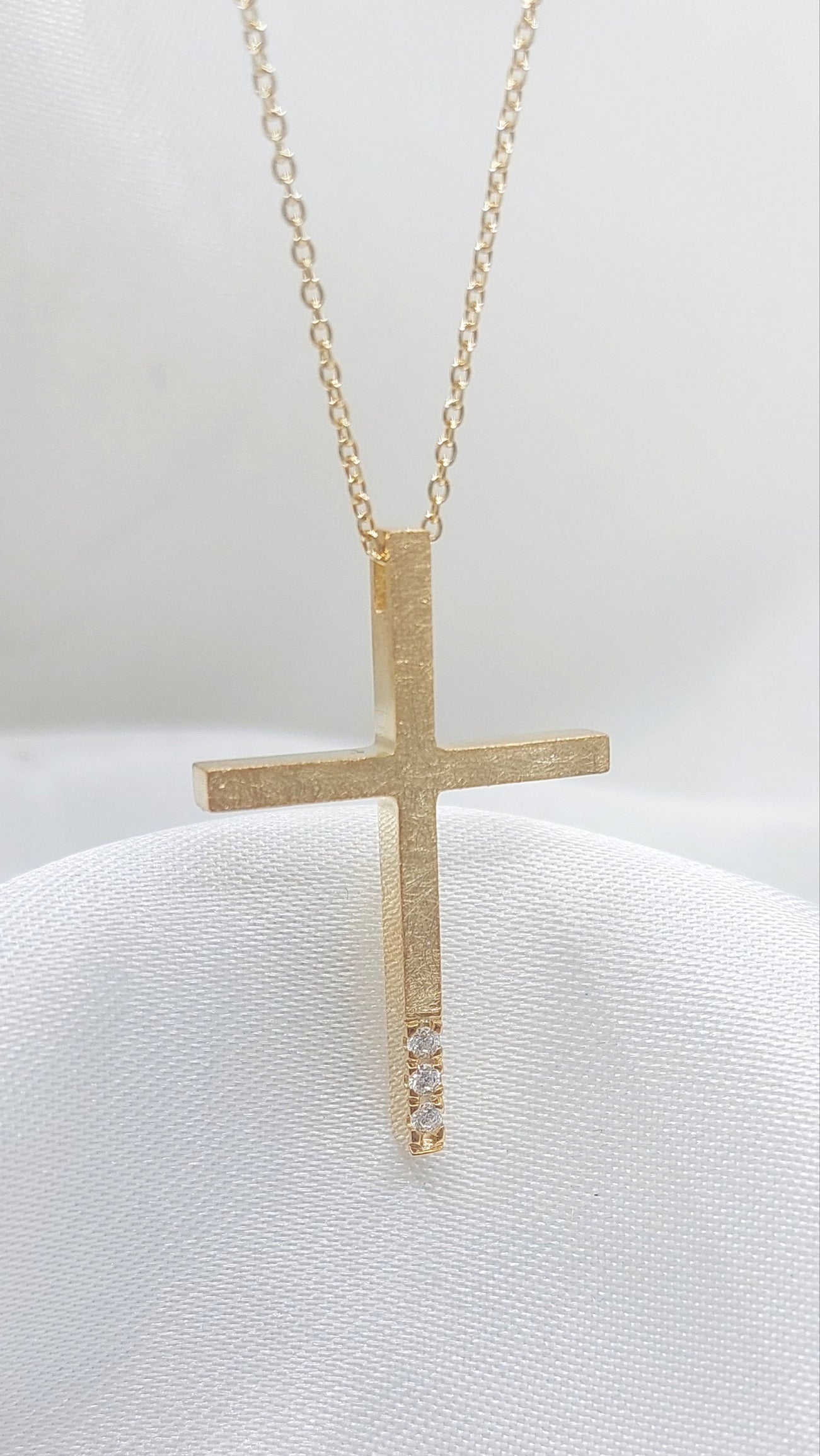 14k Diamonds Gold Cross