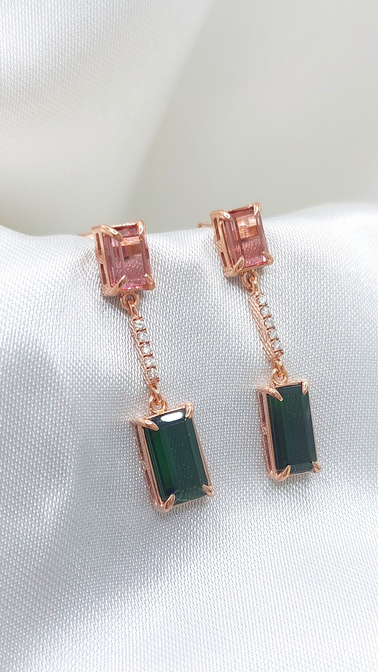 Rose Gold Diamonds Earrings