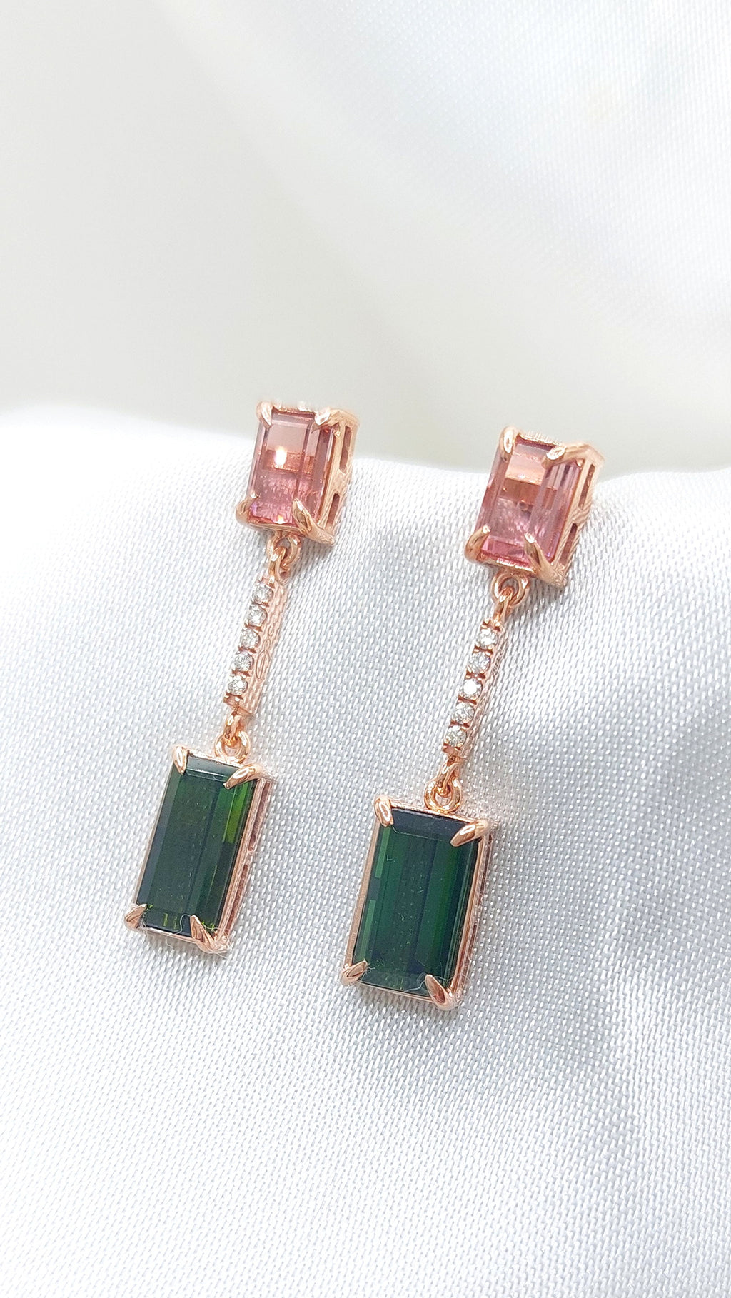 Rose Gold Diamonds Earrings