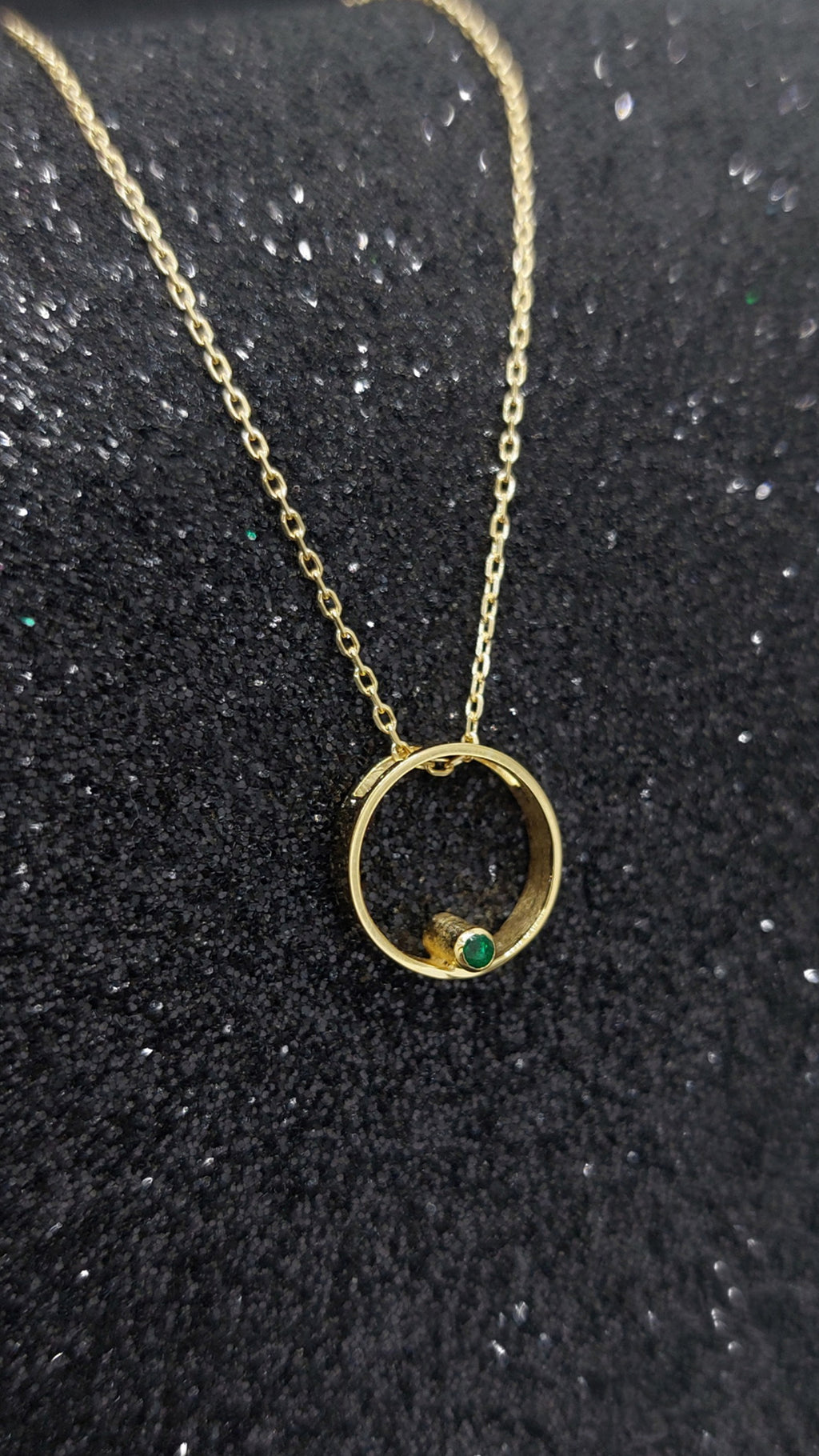 14k Gold Circle Necklace