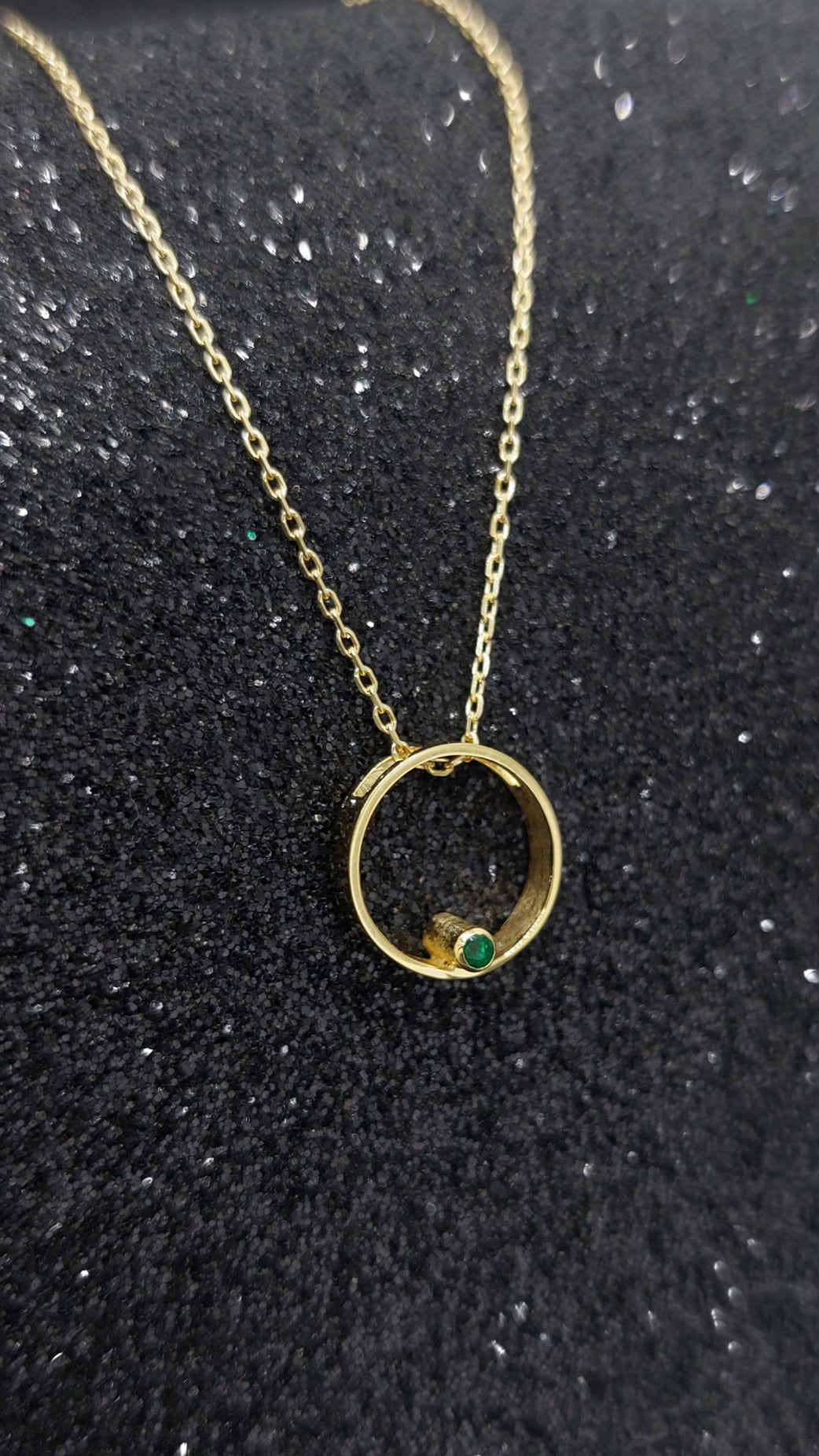 14k Gold Circle Necklace