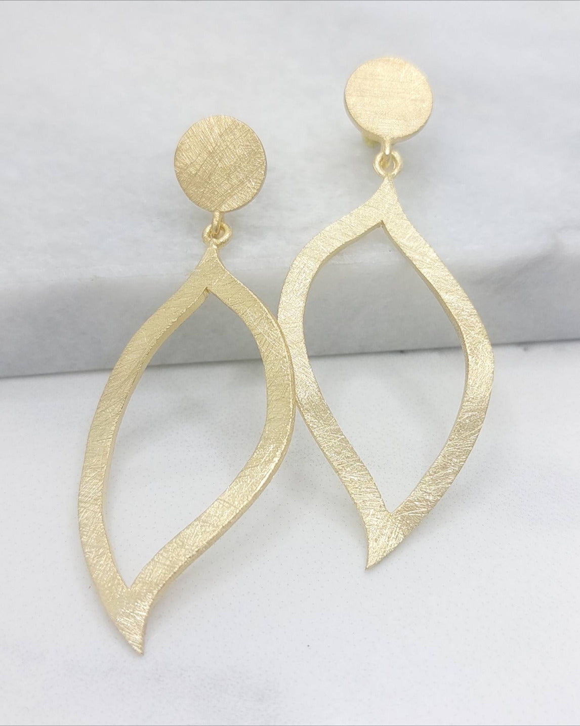 Leaf earrings